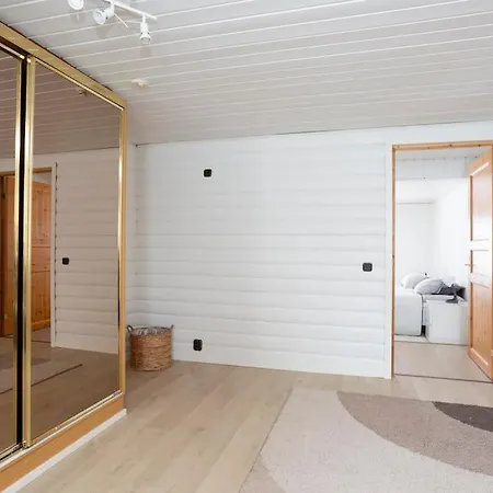 Spacious House Near Santapark 别墅 *
